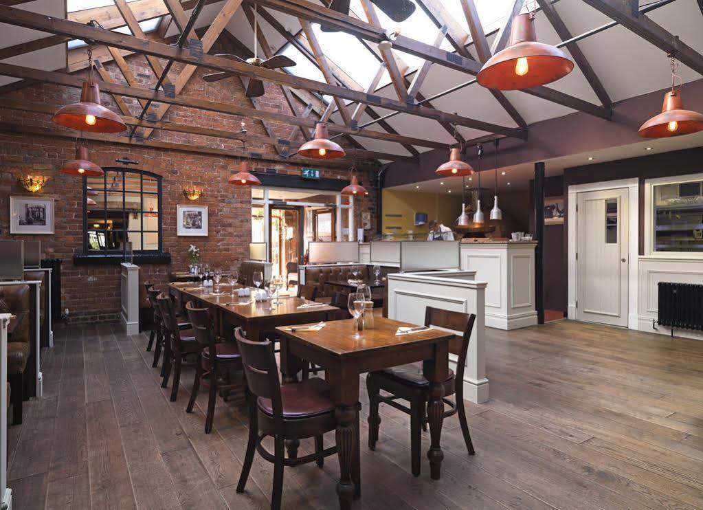 The Royal Oak, Kelsall Exterior photo
